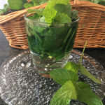 How to Make Fresh Mint Tea